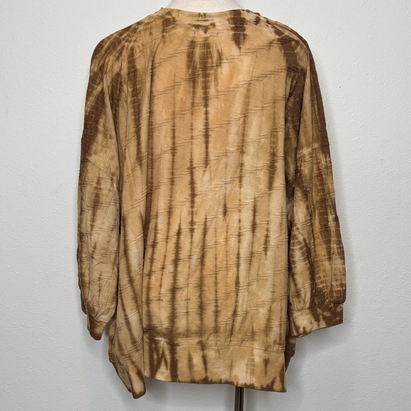 Terra & Sky size 3X Tan Tie-Dye Blouse - Picture 6 of 9